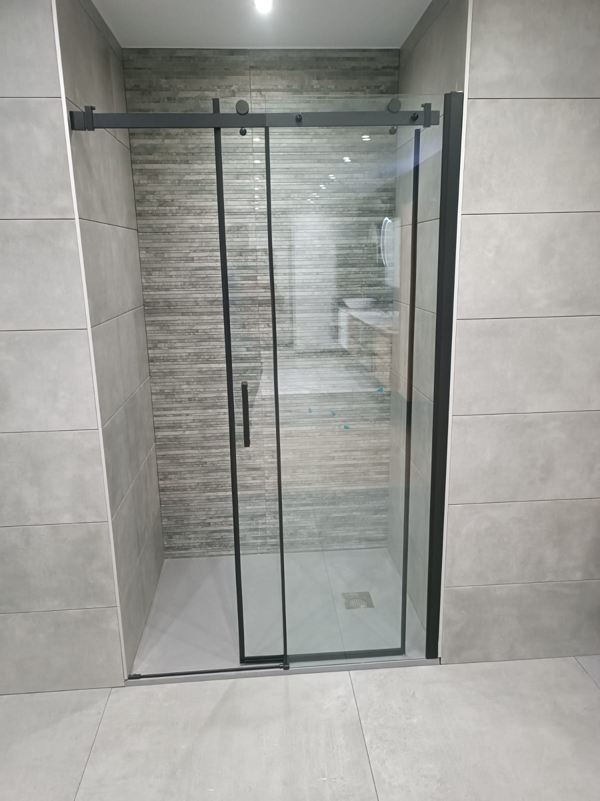 WhatsApp Image 2025-05-27 at 19.03.41 (1)