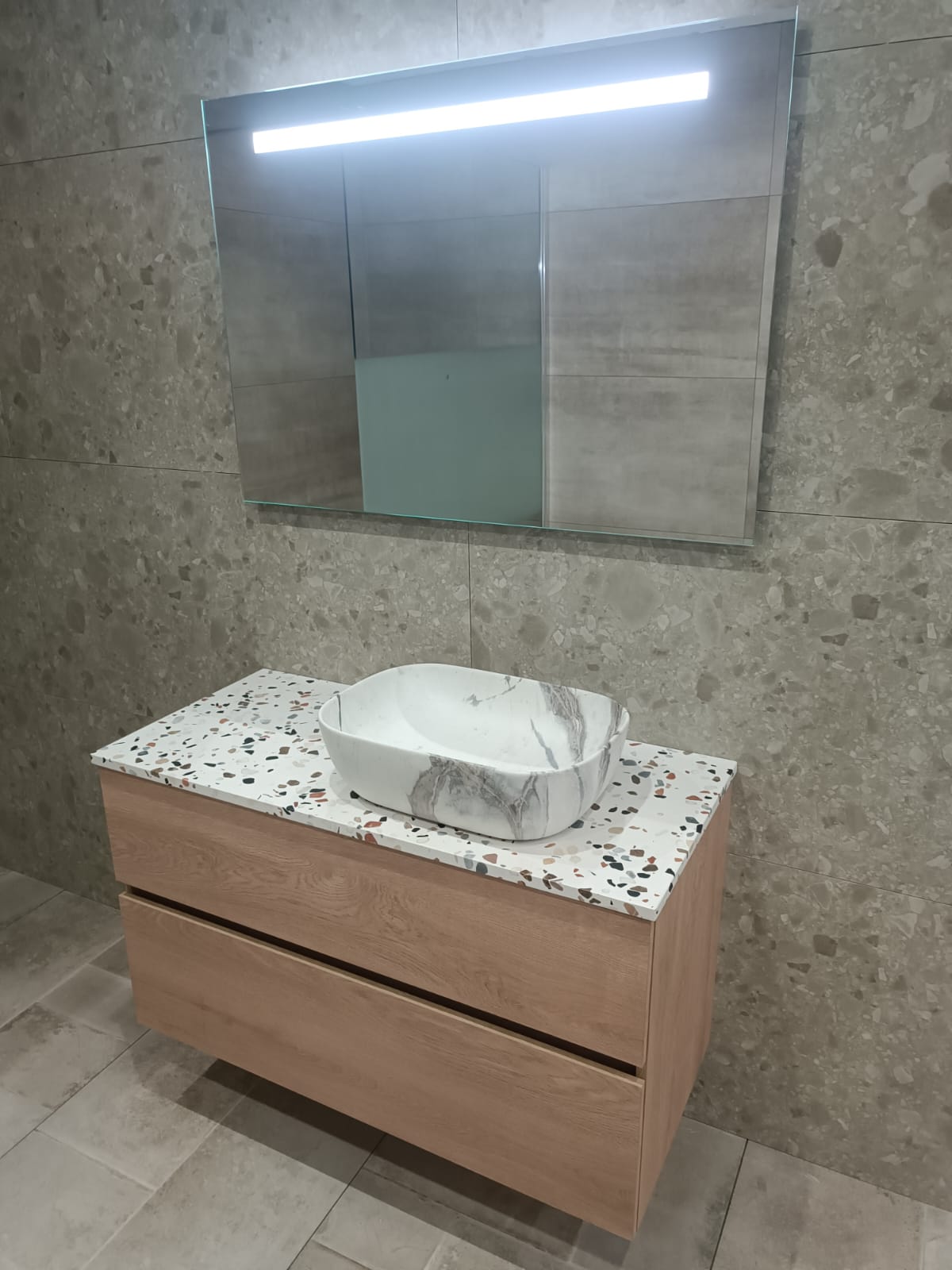 WhatsApp Image 2025-05-27 at 19.03.44 (1)