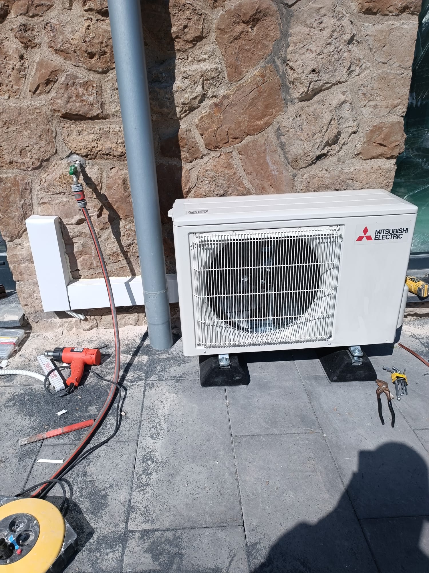 WhatsApp Image 2025-05-27 at 19.04.33