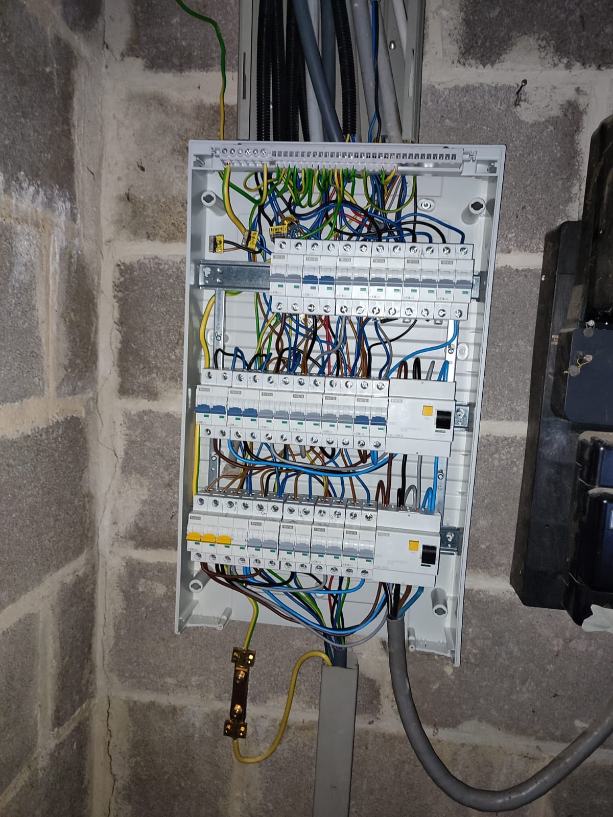 WhatsApp Image 2025-05-27 at 19.10.55 (2)