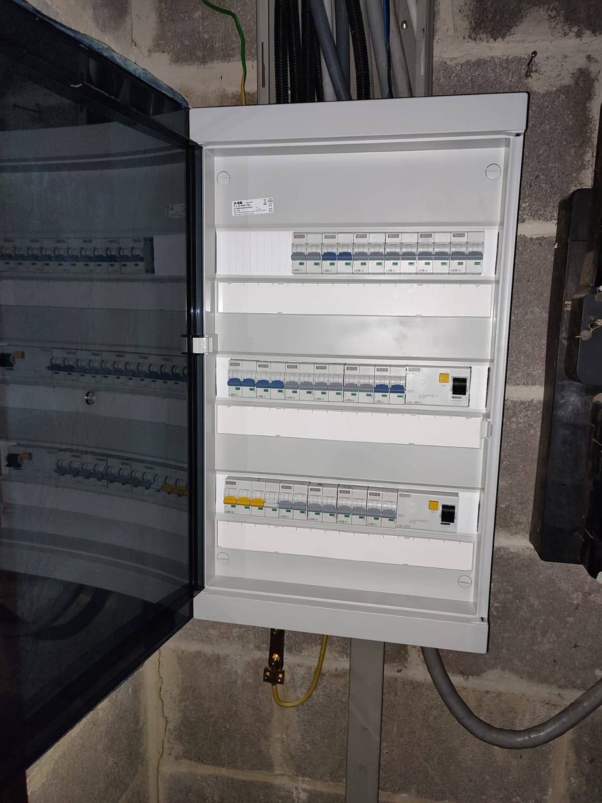 WhatsApp Image 2025-05-27 at 19.10.55 (3)